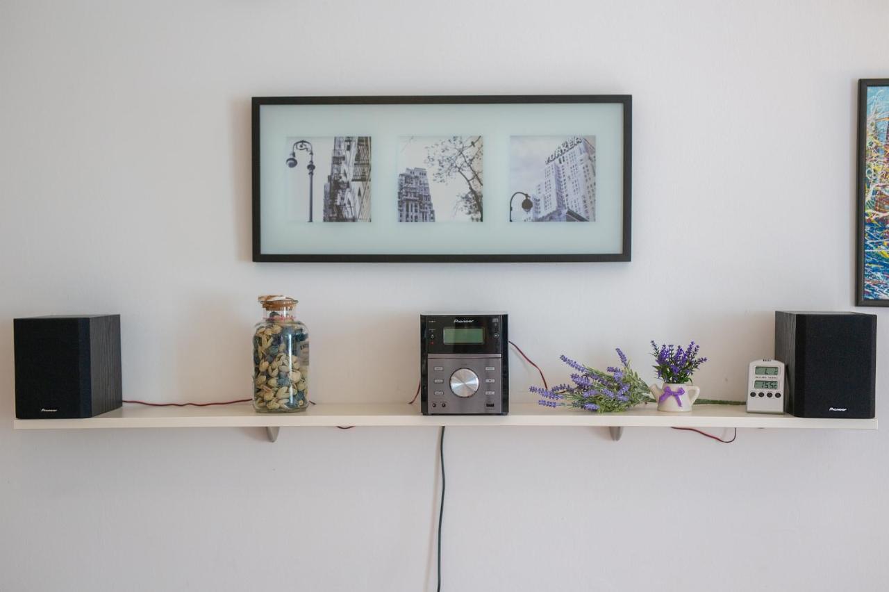 Studio Apartment Vesna クルク エクステリア 写真